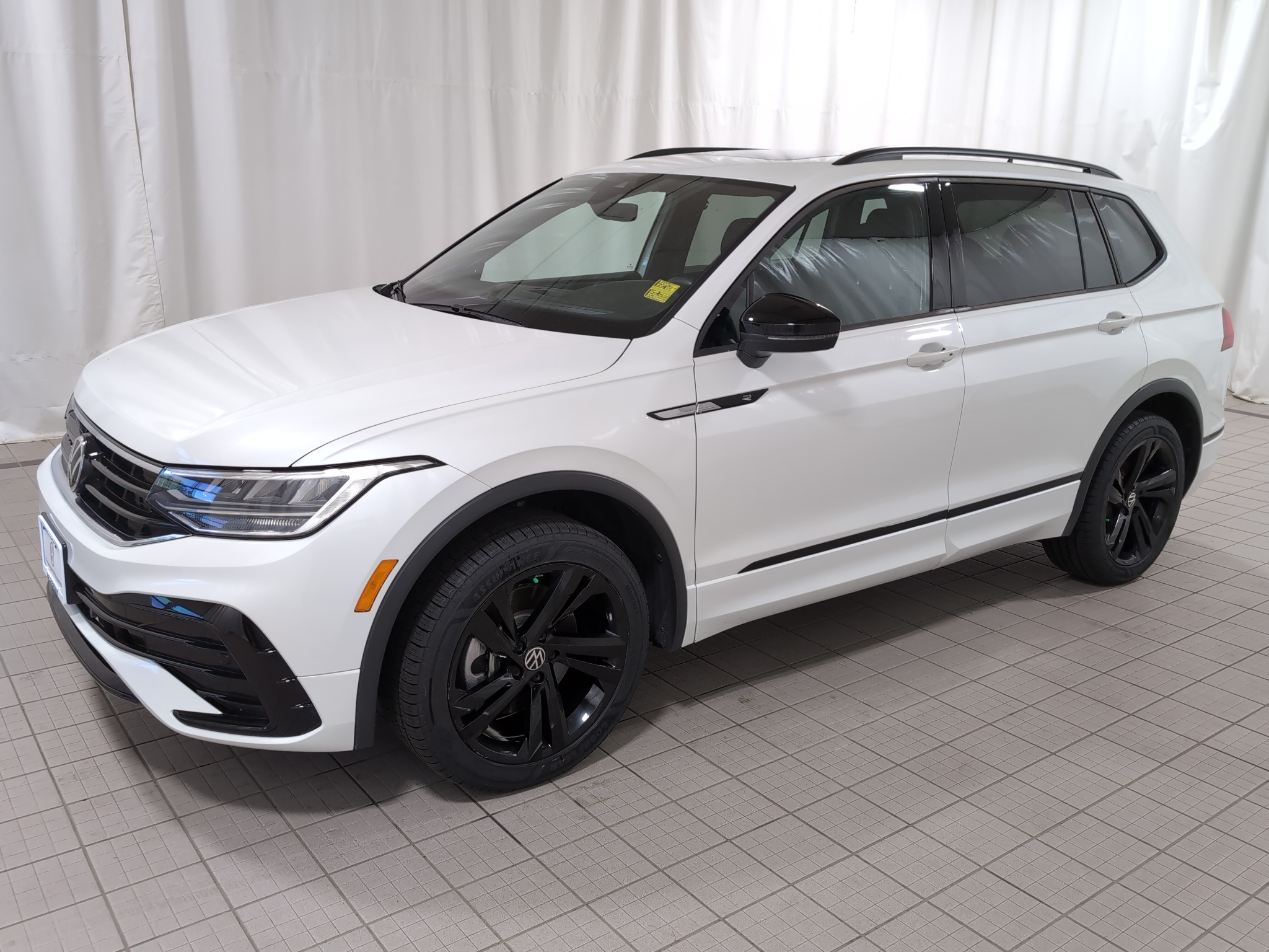 2024 Volkswagen Tiguan SE R-Line Black 4Motion