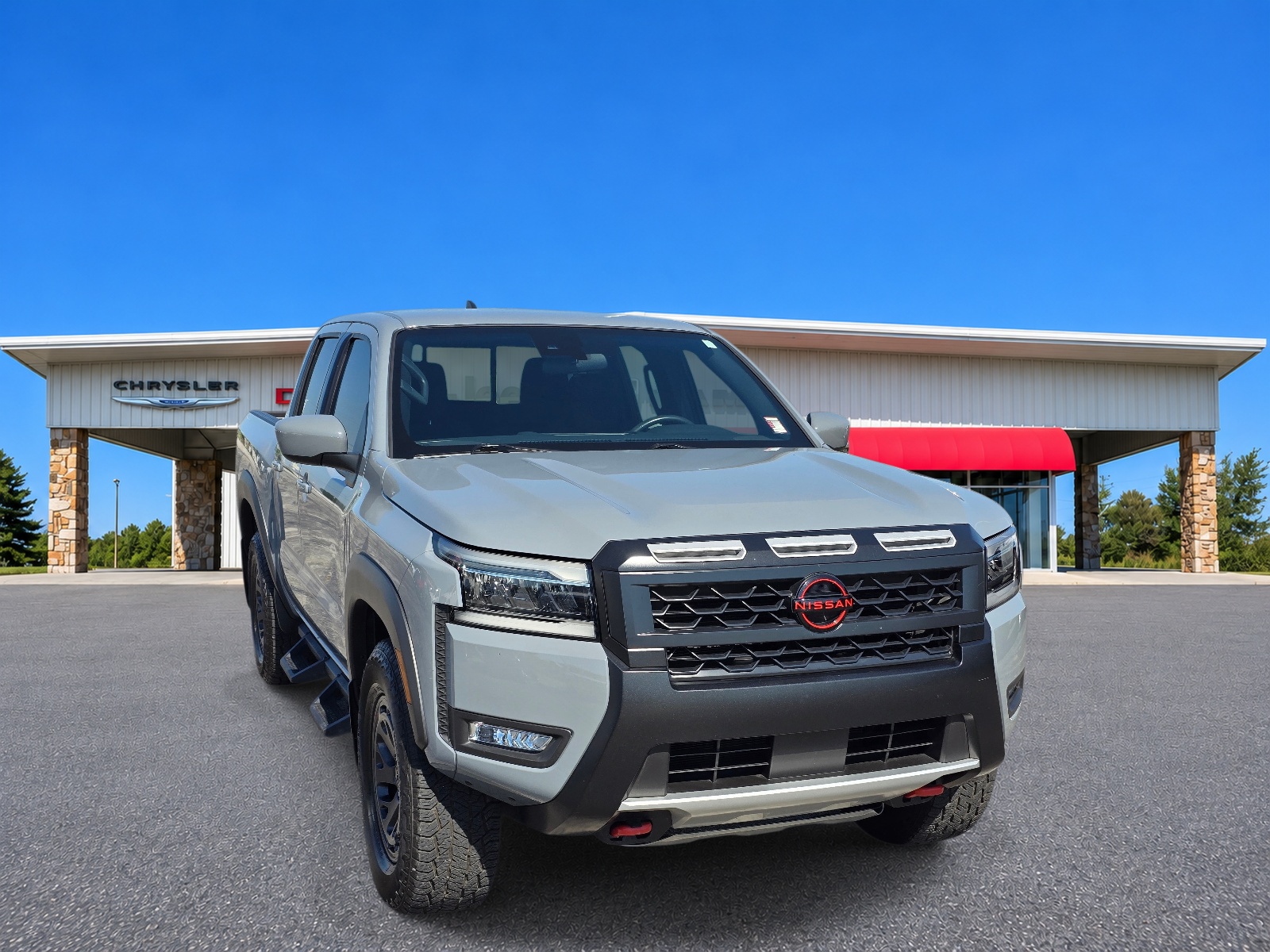 Boulder Gray Pearl 2025 Nissan Frontier Pickup Truck Four-Wheel Drive 9-Speed Automatic