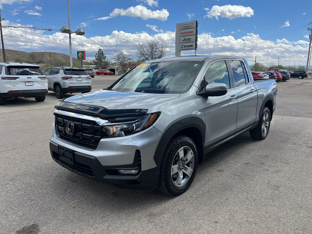 View vehicle photo 3