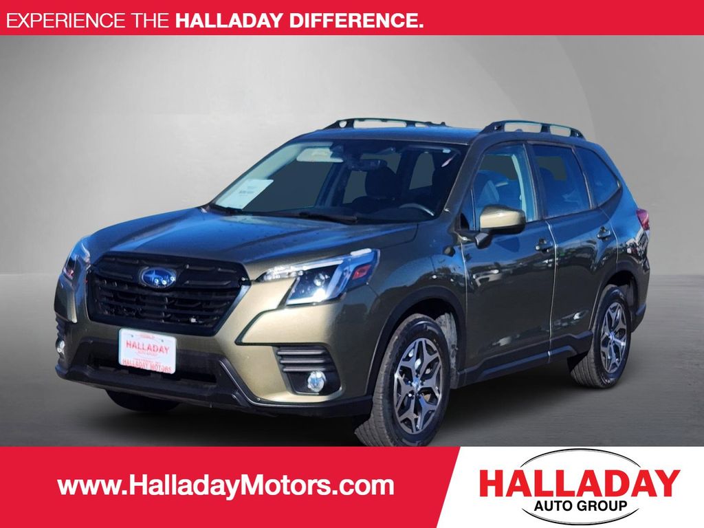 2023 Subaru Forester Premium Crossover AWD