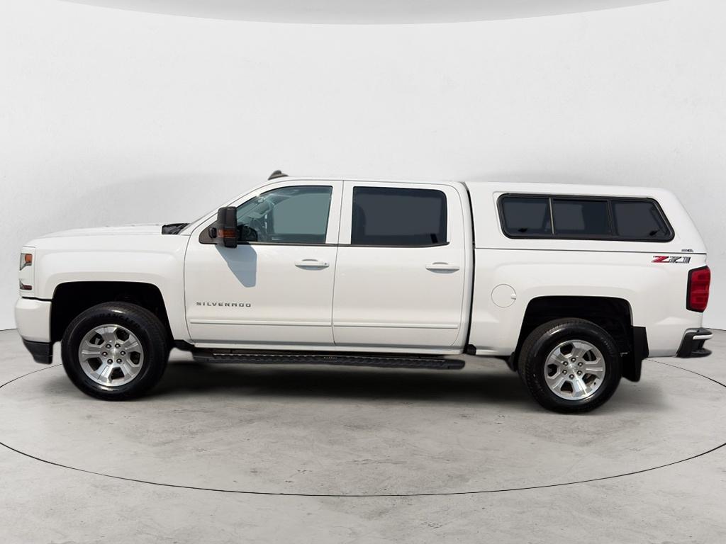 Summit White 2018 Chevrolet Silverado 1500 Pickup Truck Four-Wheel Drive 6-Speed Automatic