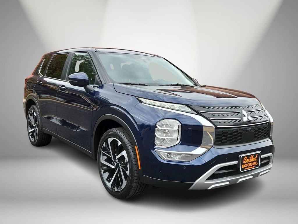 Mitsubishi Outlander 2024