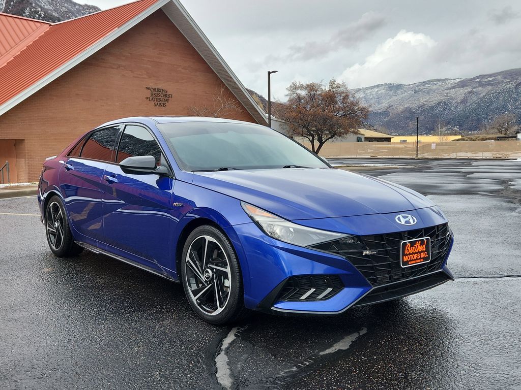 Hyundai Elantra 2021