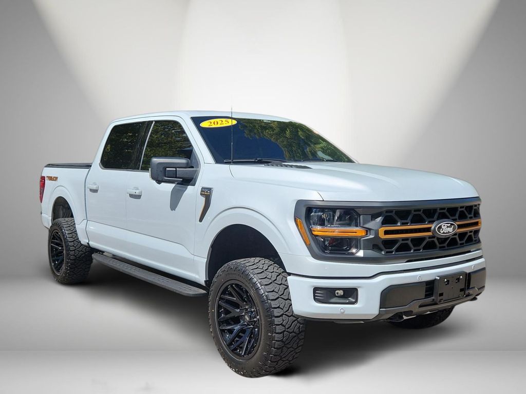 Space White Metallic 2025 Ford F-150 Pickup Truck Four-Wheel Drive Automatic