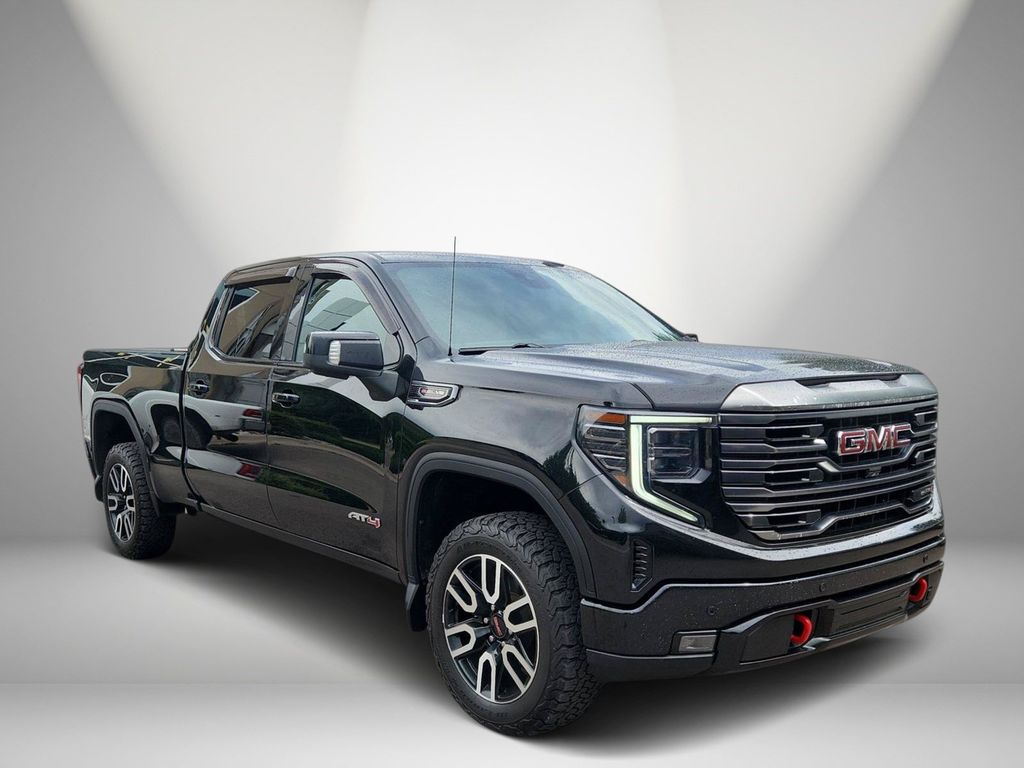 2023 GMC Sierra 1500 AT4 Crew Cab 4WD