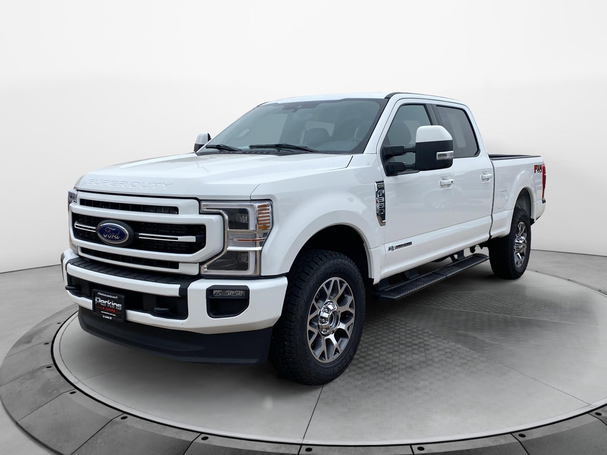 2022 Ford F-350 Super Duty Lariat Crew Cab 4WD