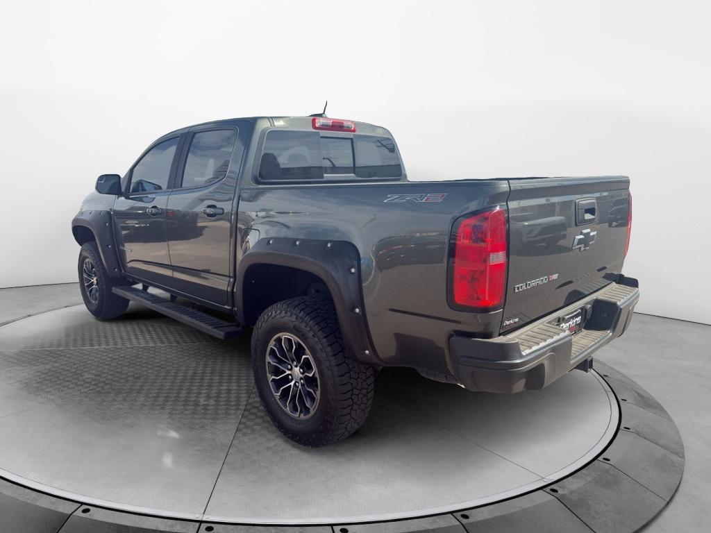 View vehicle photo 7