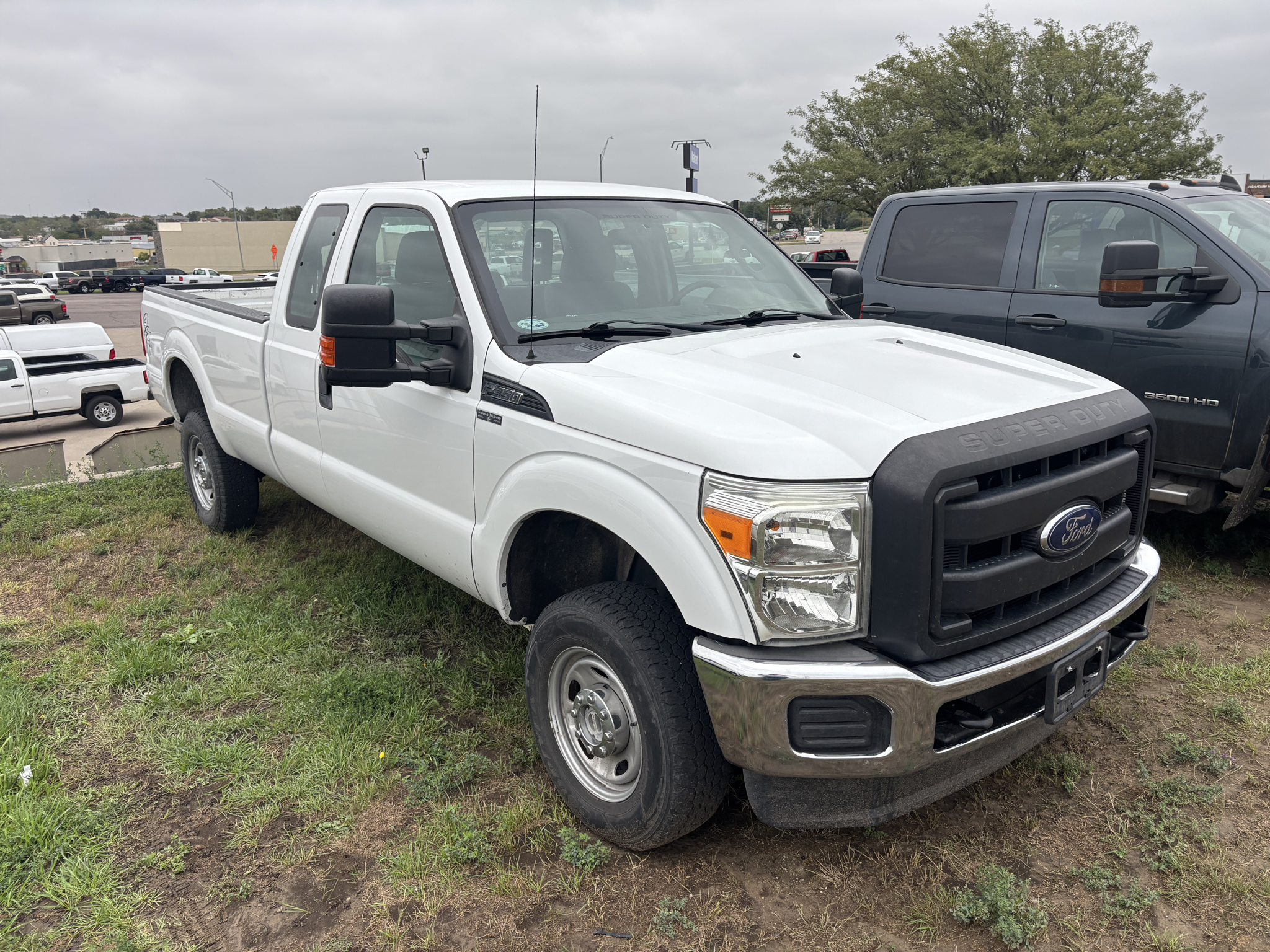  2015 Ford F-350 Super Duty XL SuperCab 4WD   