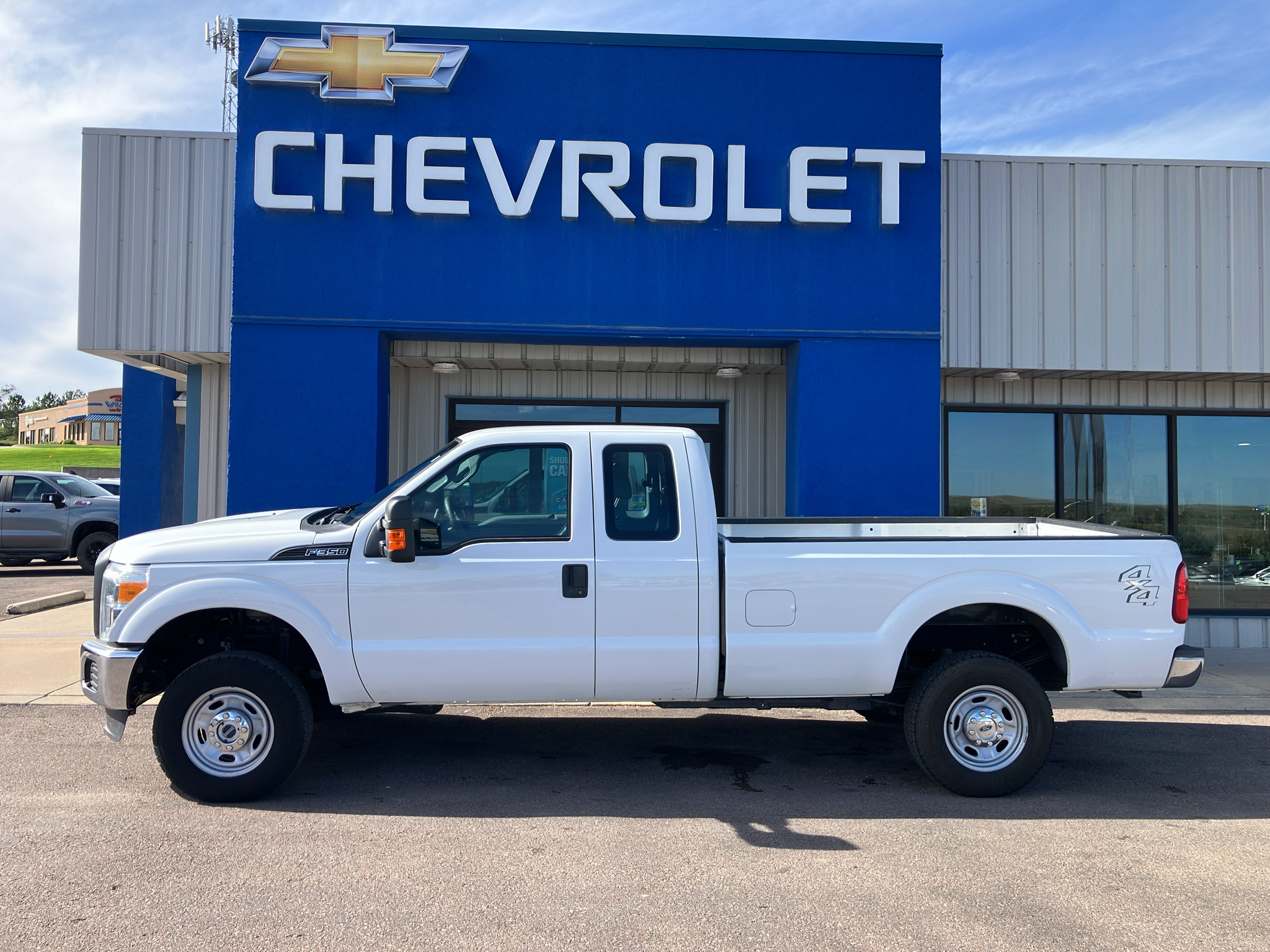 Oxford White 2015 Ford F-350 Super Duty Pickup Truck Four-Wheel Drive 6-Speed Automatic