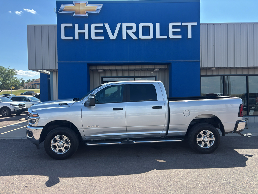 2026 RAM 2500 Big Horn Crew Cab 4WD