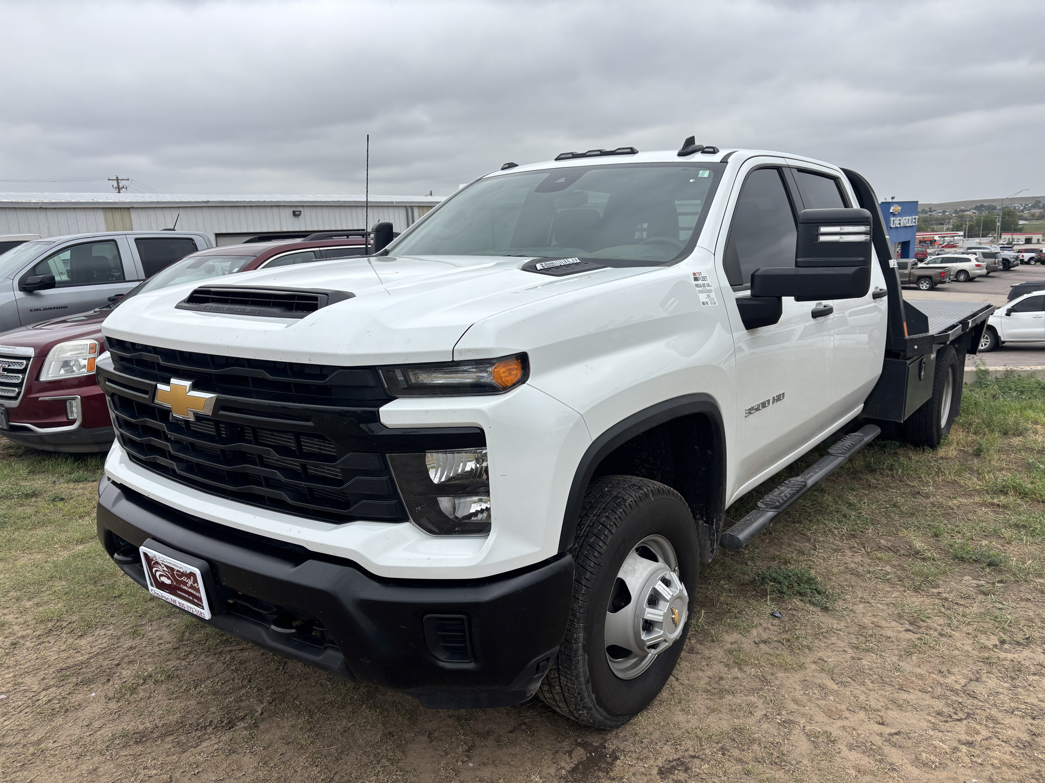 2025 Chevrolet Silverado 3500HD Chassis Work Truck Crew Cab 4WD