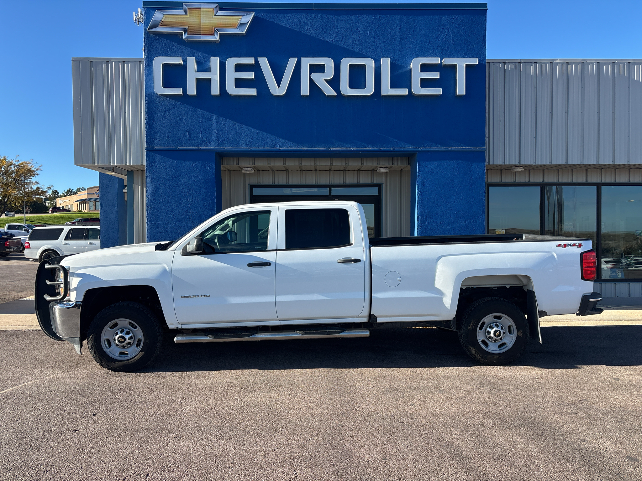 Summit White 2016 Chevrolet Silverado 2500HD Pickup Truck Four-Wheel Drive 6-Speed Automatic