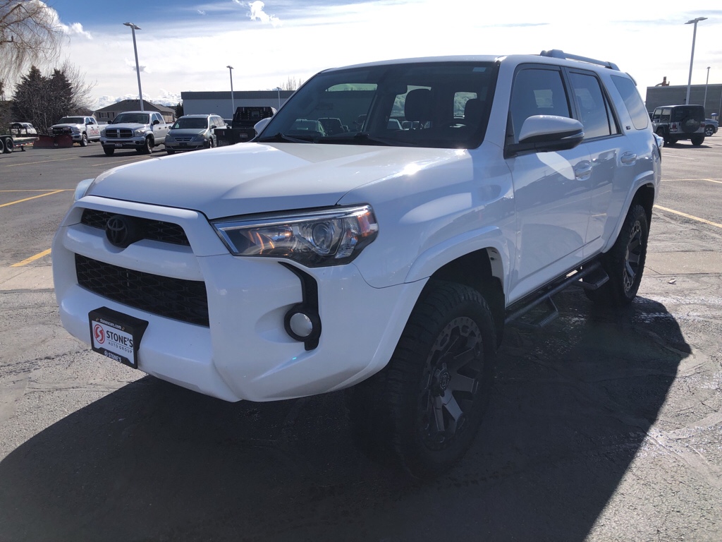 2017 Toyota 4Runner SR5 Premium 4WD