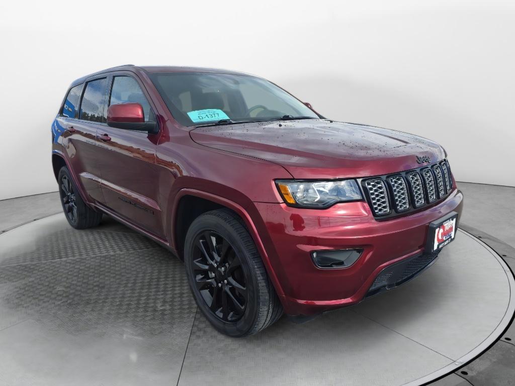 View vehicle photo 7