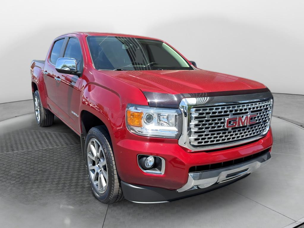 Red Quartz Tintcoat 2017 GMC Canyon Denali Crew Cab 4WD Pickup Truck Four-Wheel Drive 8-Speed Automatic