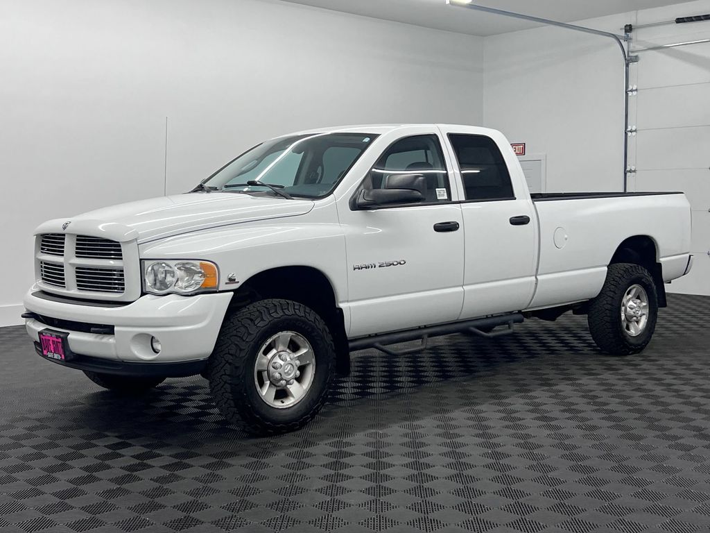 Whi 2003 Dodge RAM 2500 Pickup Truck Four-Wheel Drive