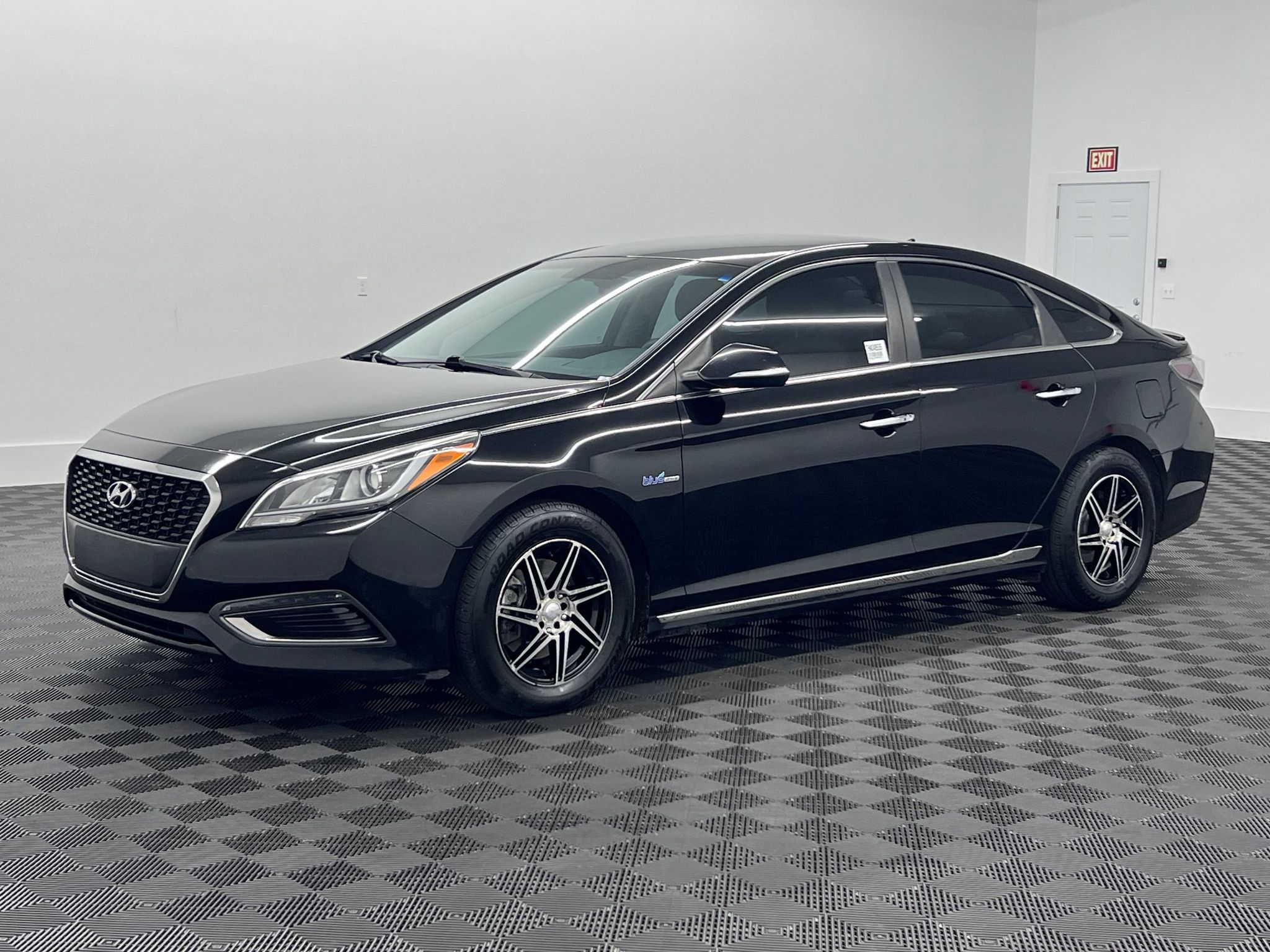 2017 Hyundai Sonata Hybrid SE FWD