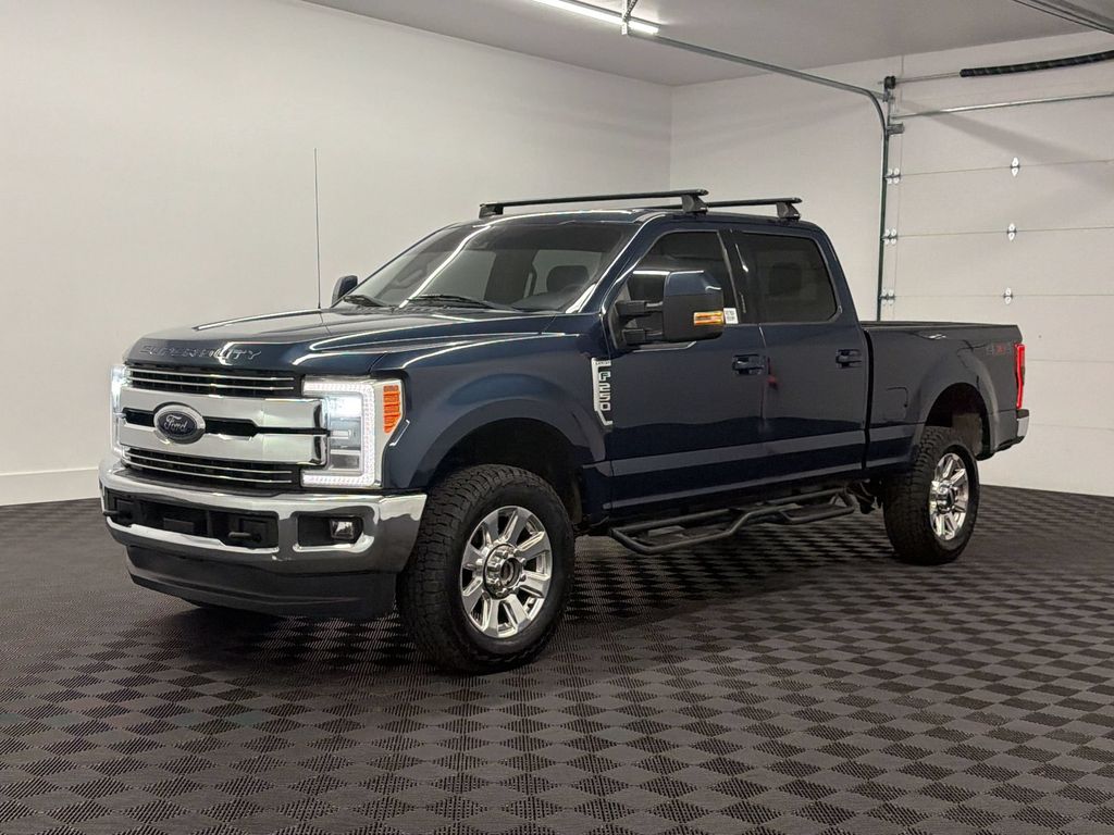 2019 Ford F-250 Super Duty Lariat Crew Cab 4WD