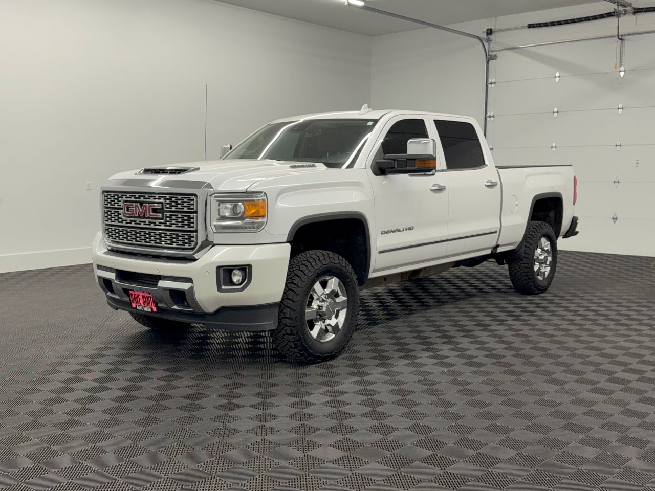 2019 GMC Sierra 2500HD Denali Crew Cab 4WD