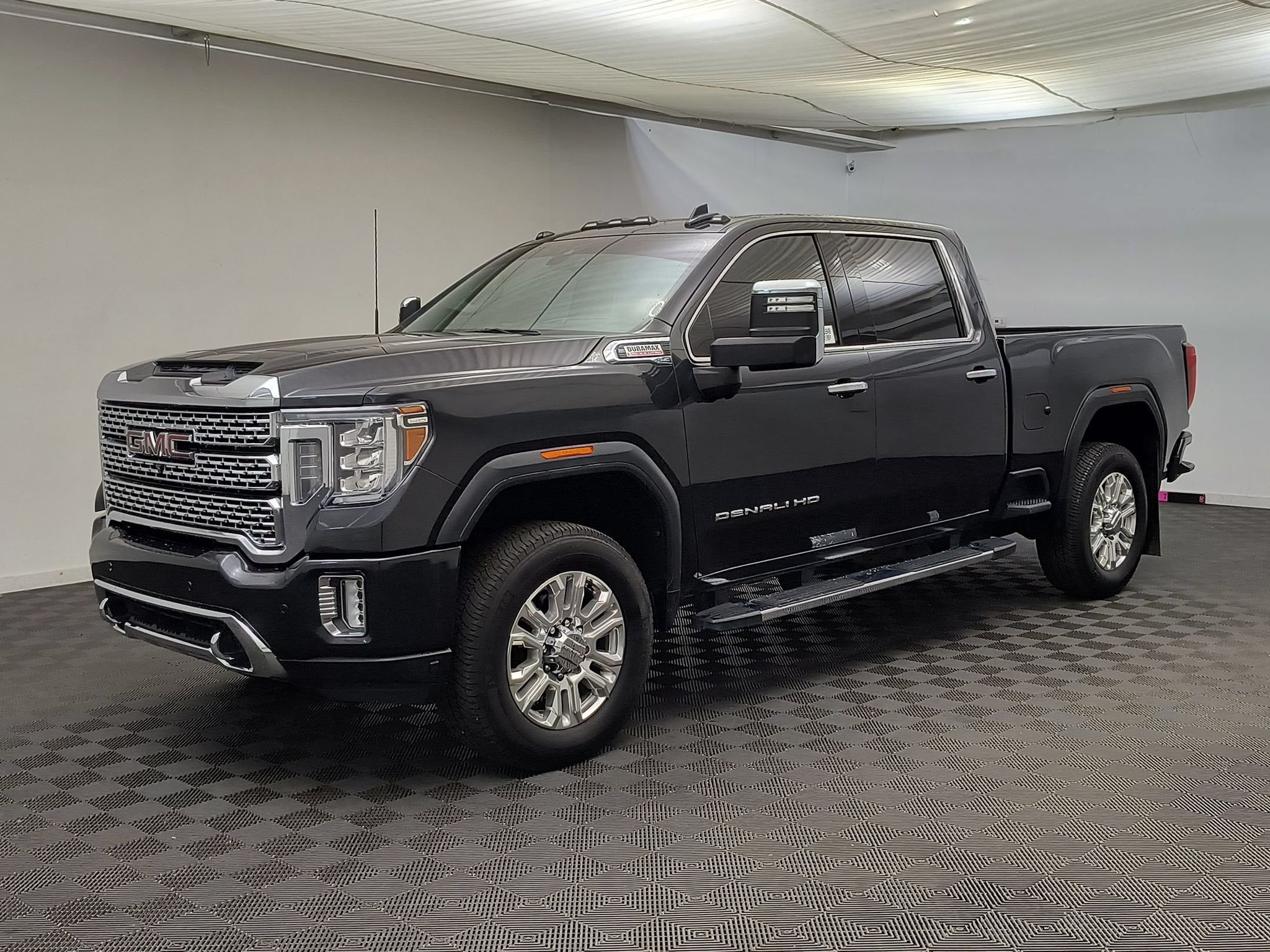 2020 GMC Sierra 3500HD Denali Crew Cab 4WD