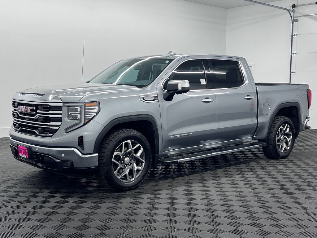 2023 GMC Sierra 1500 SLT Crew Cab RWD