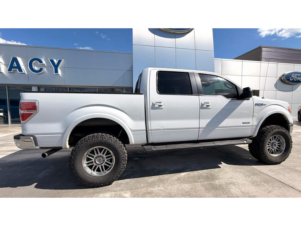 View vehicle photo 6