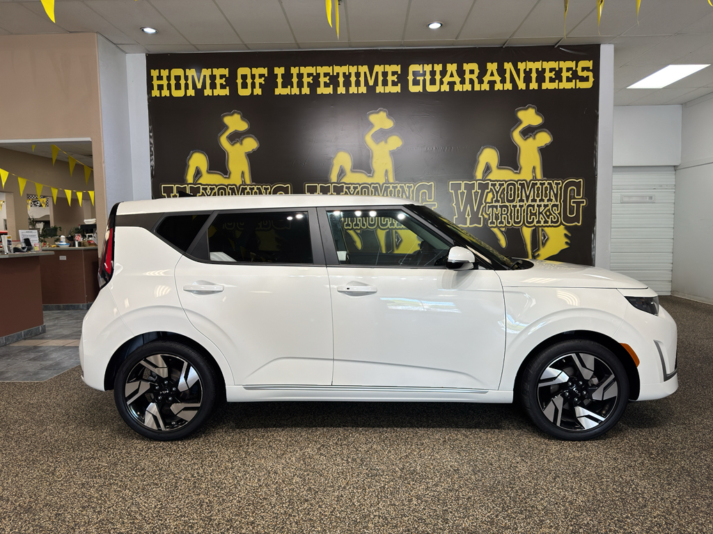 2023 Kia Soul 2.0LT GT-Line IVT's photo