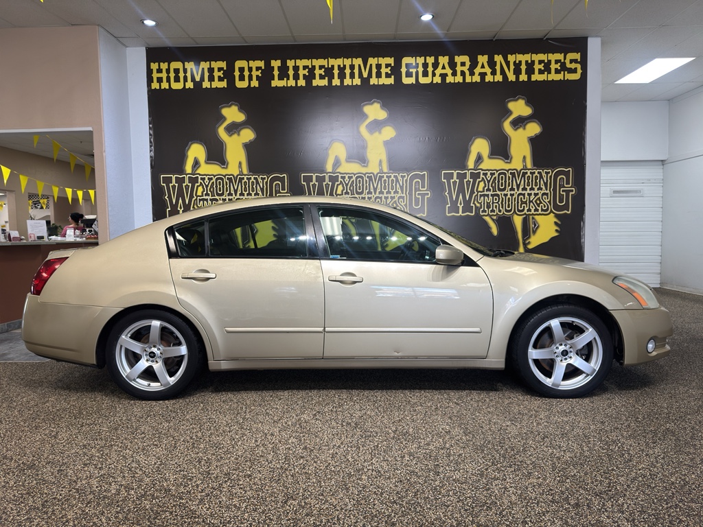 2004 Nissan Maxima SE