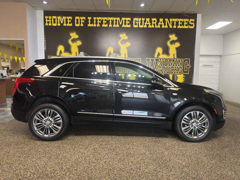 2017 Cadillac XT5 AWD Premium Luxury's photo