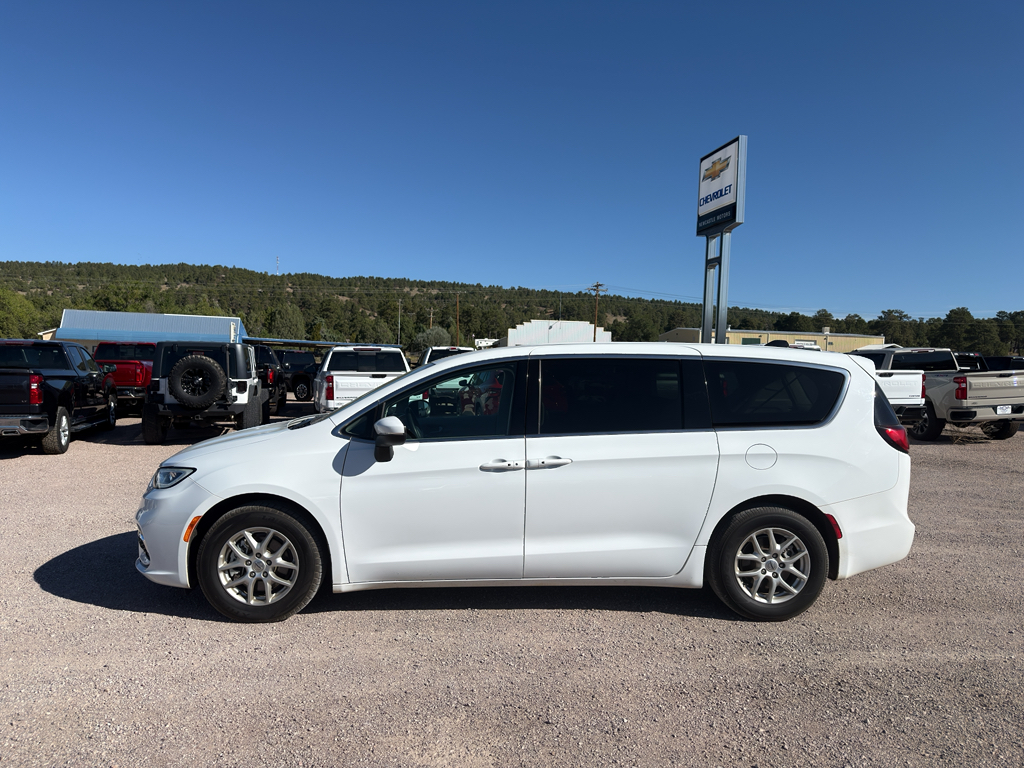 2023 Chrysler Pacifica