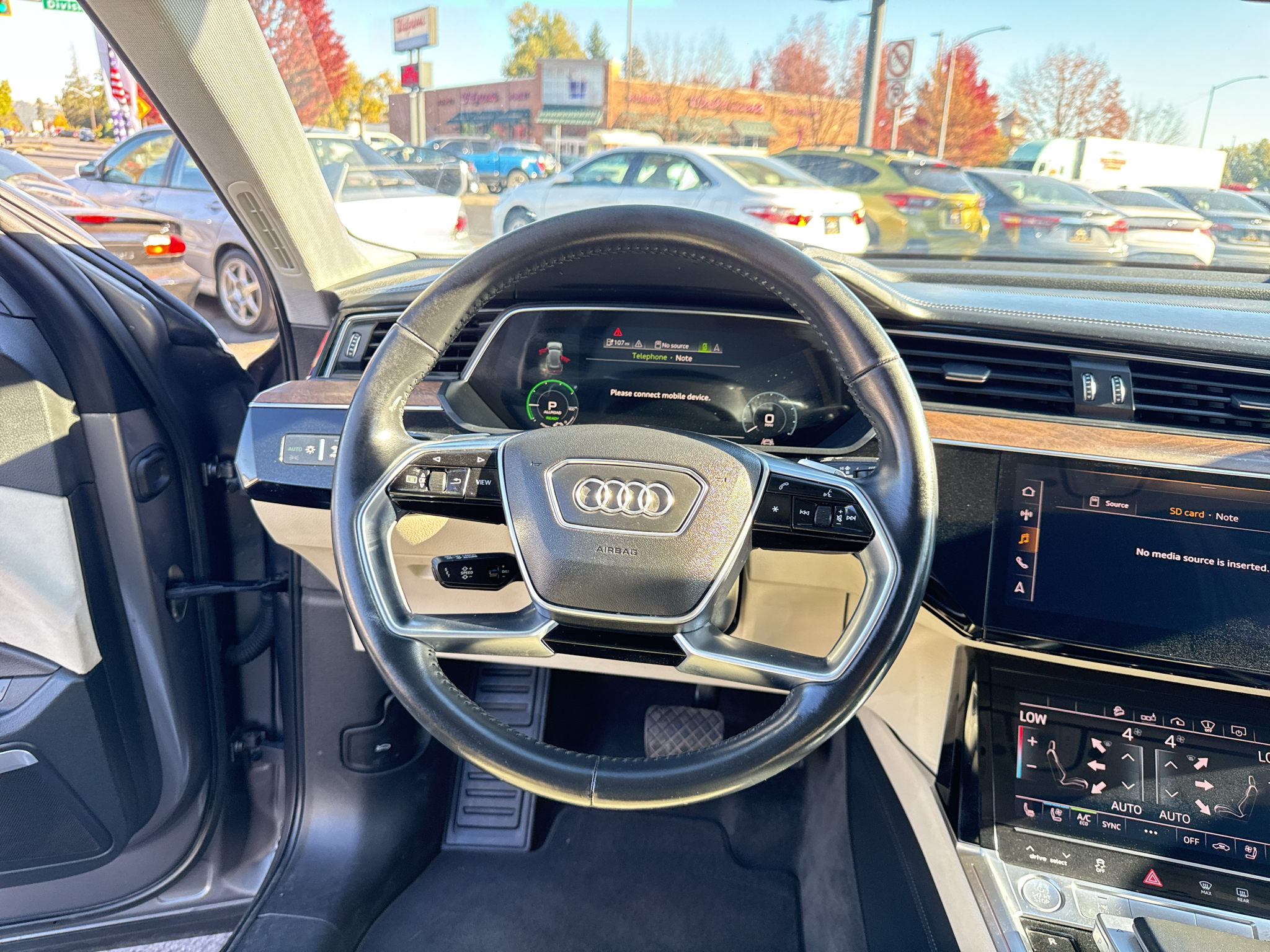 2019 Audi e-tron Prestige