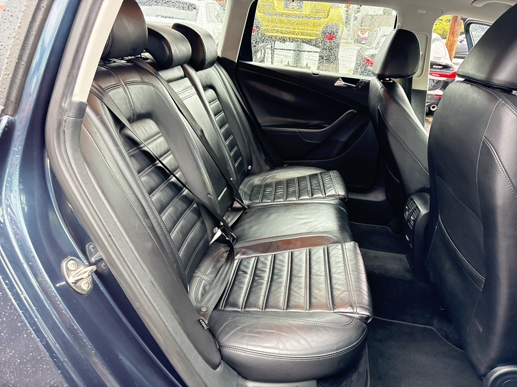 2008 Volkswagen Passat VR6 4Motion