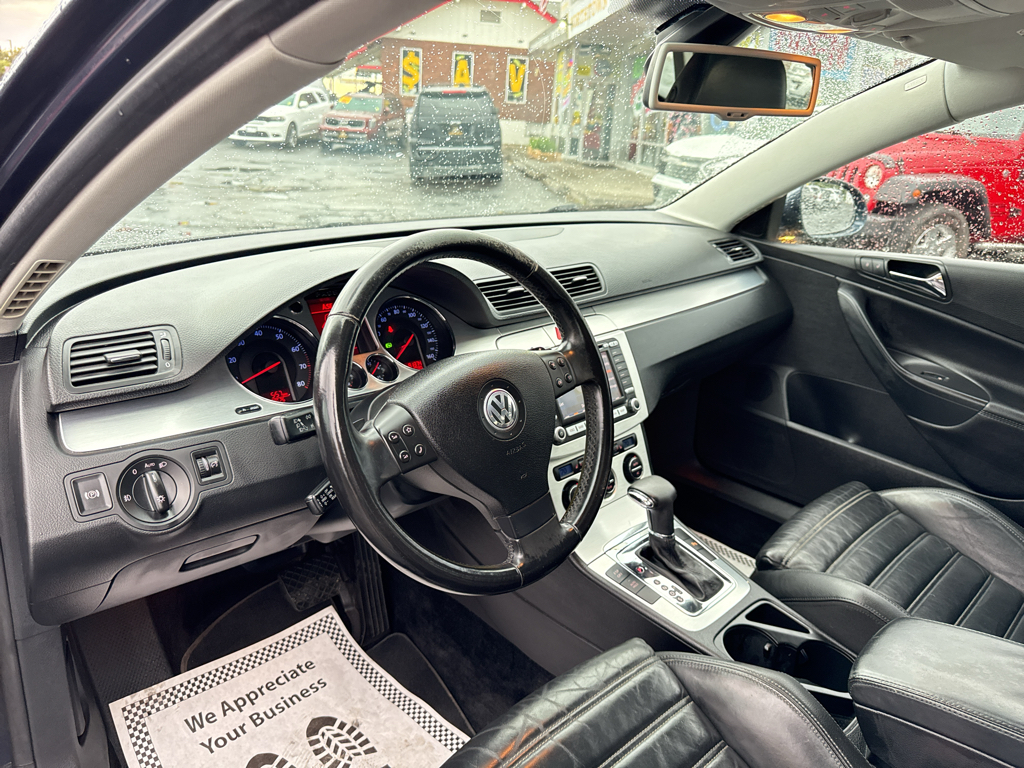 2008 Volkswagen Passat VR6 4Motion