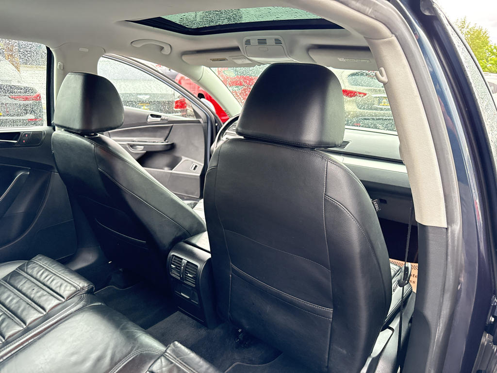 2008 Volkswagen Passat VR6 4Motion