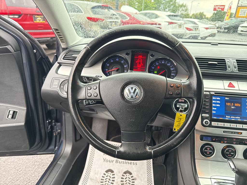 2008 Volkswagen Passat VR6 4Motion