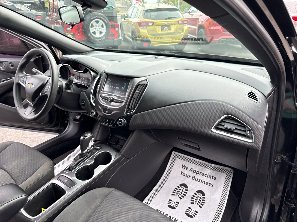 2017 Chevrolet Cruze LT