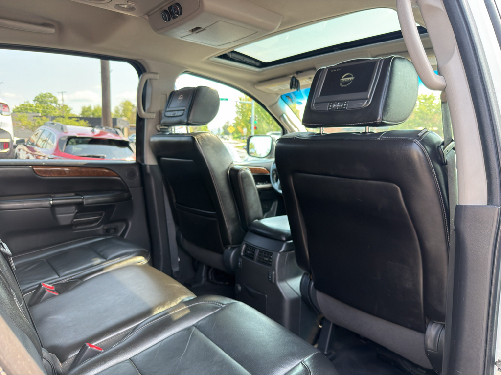 2014 Nissan Armada Platinum
