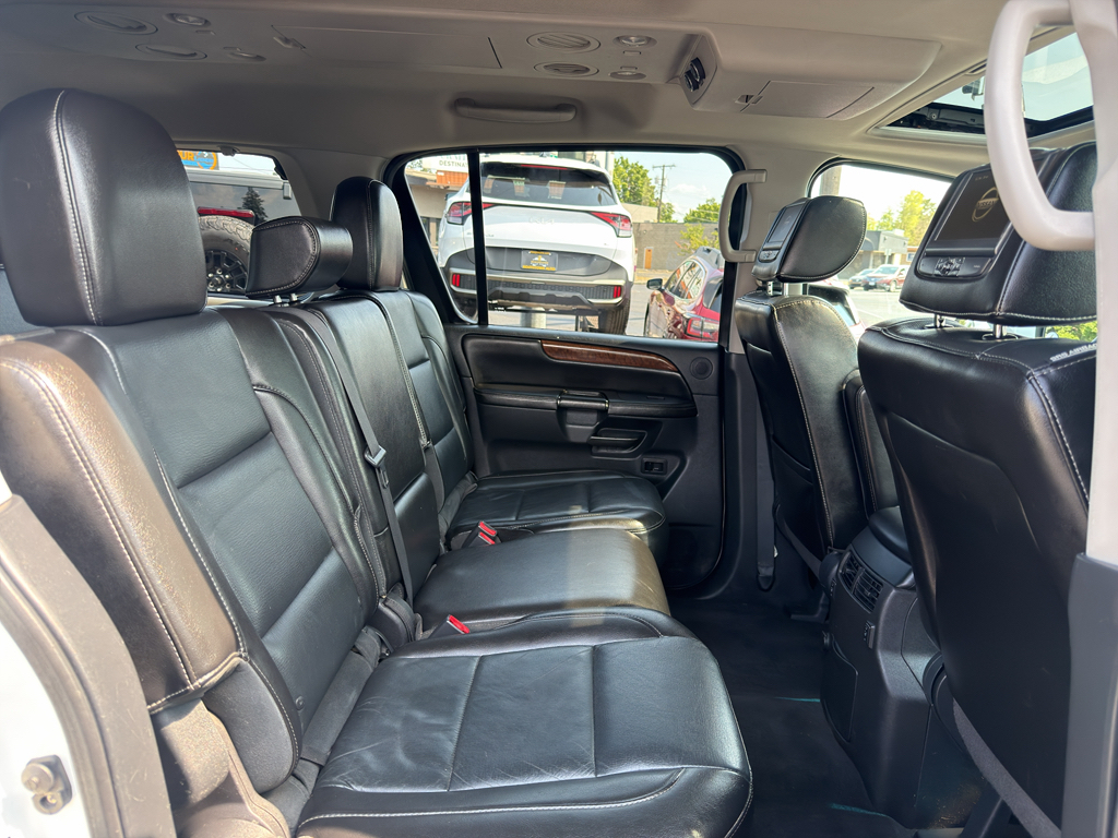 2014 Nissan Armada Platinum