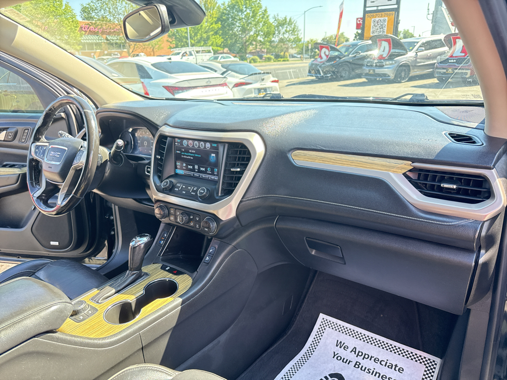 2019 GMC Acadia Denali