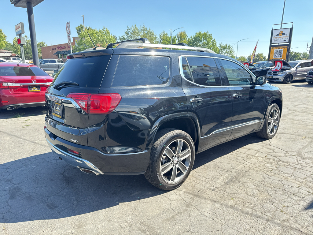 2019 GMC Acadia Denali
