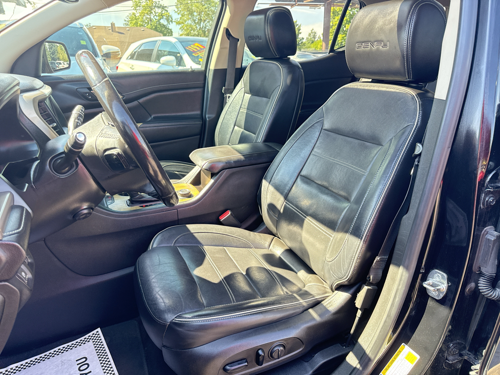 2019 GMC Acadia Denali