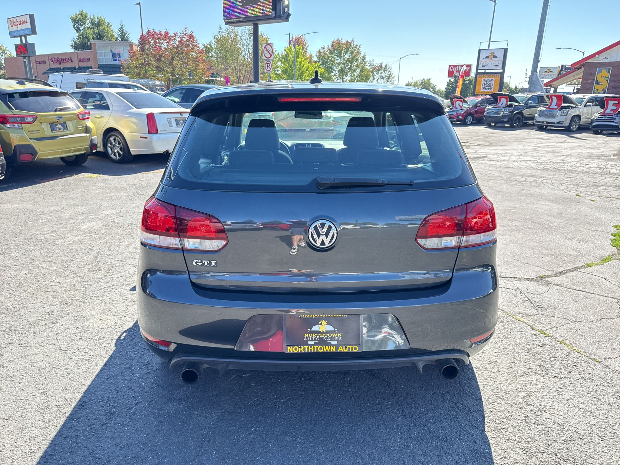 2010 Volkswagen Golf GTI 2.0T