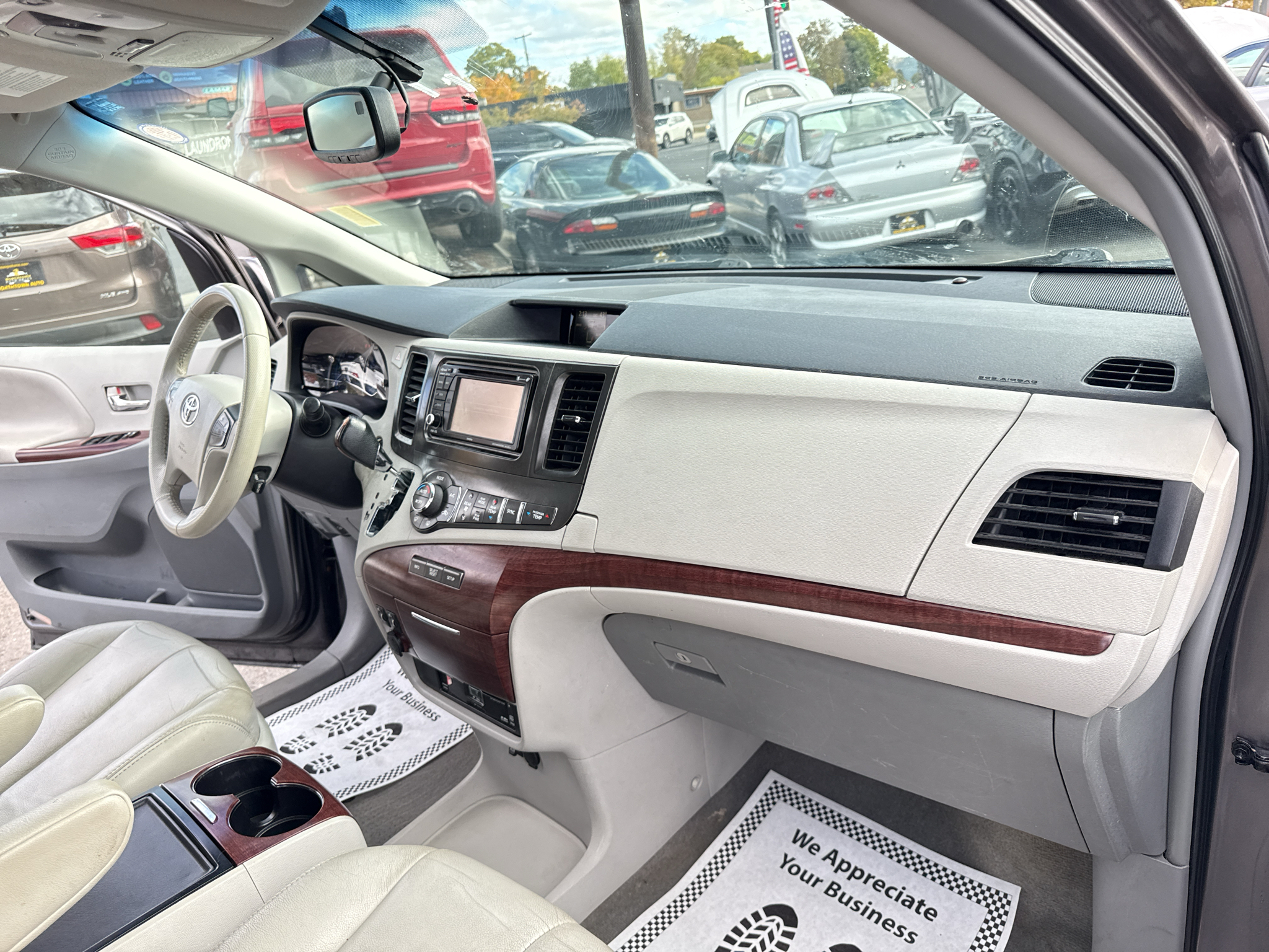 2014 Toyota Sienna XLE