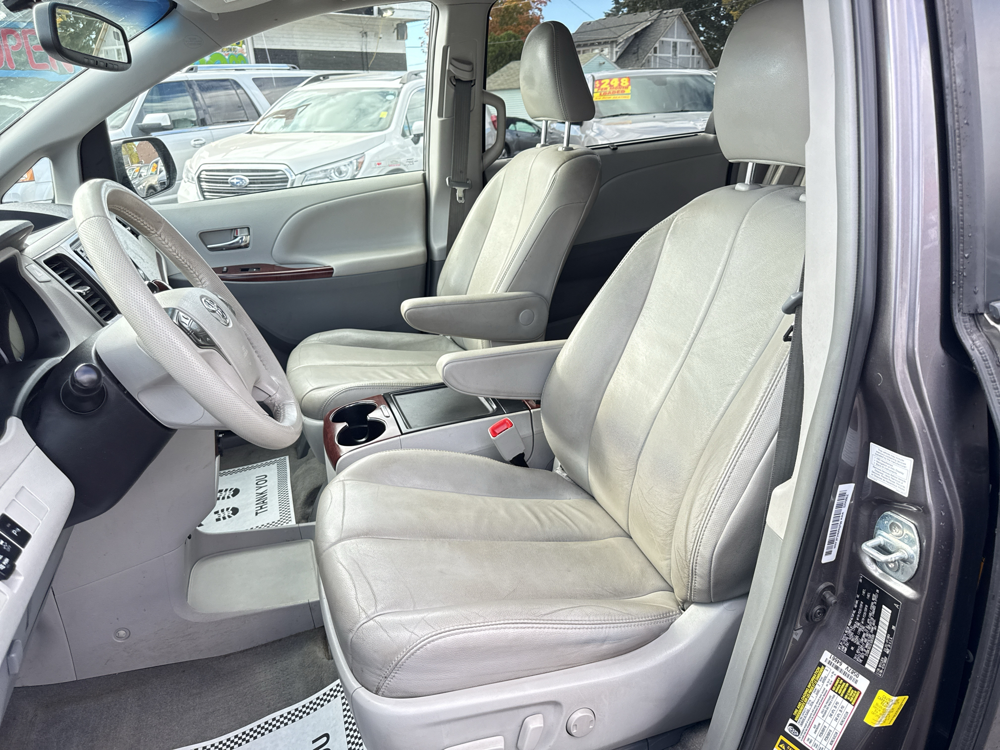 2014 Toyota Sienna XLE