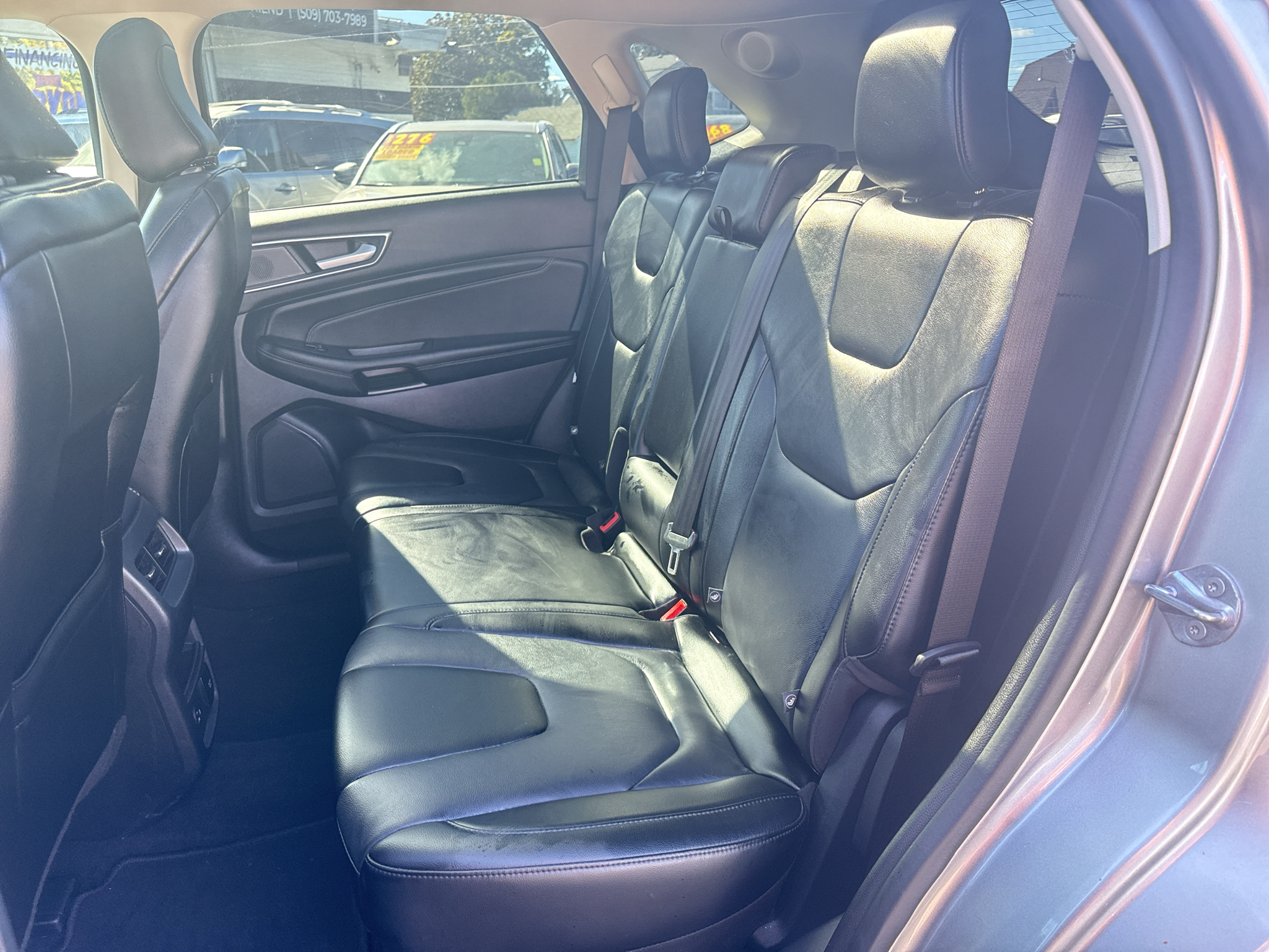 2022 Ford Edge Titanium