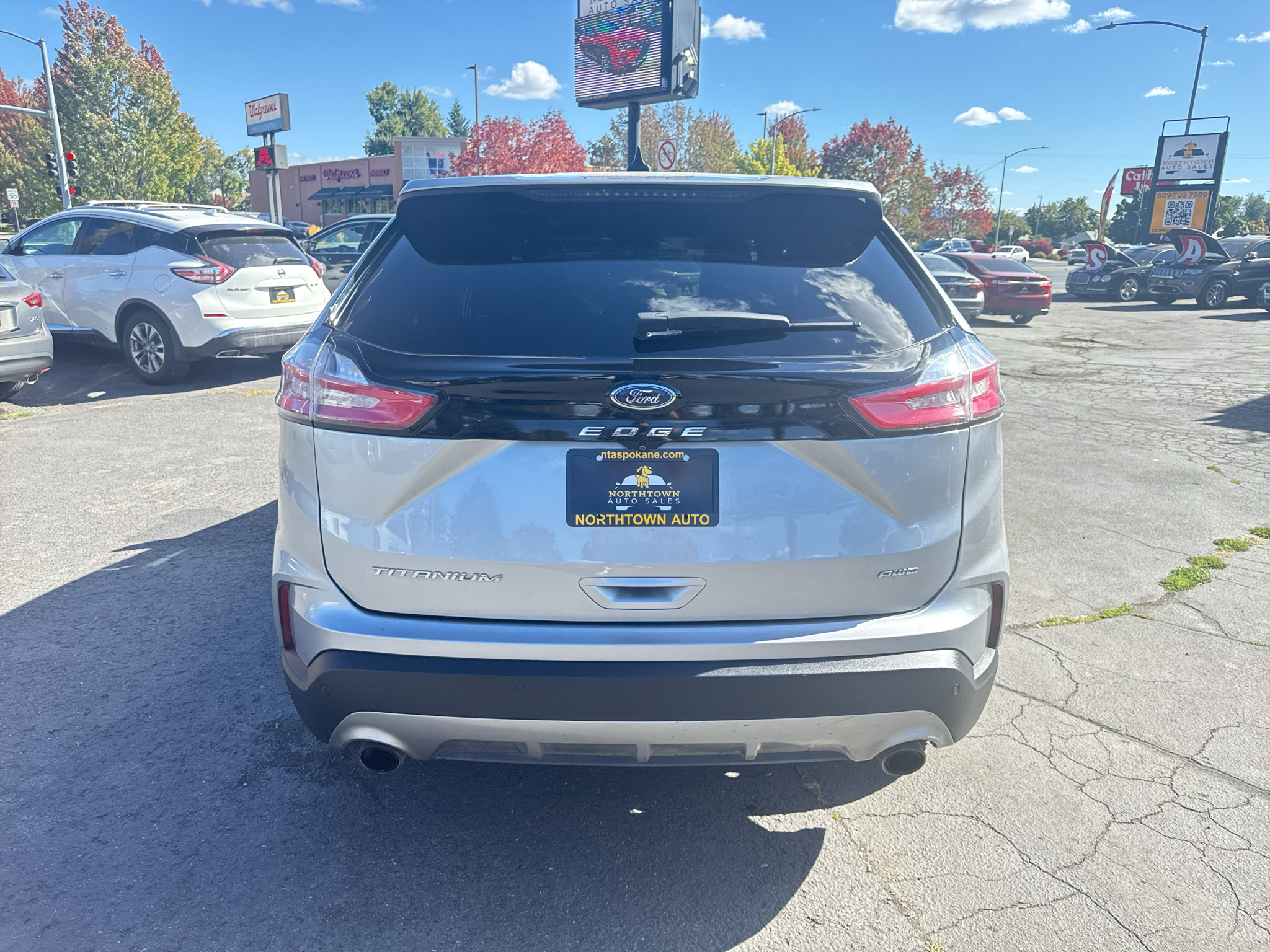 2022 Ford Edge Titanium