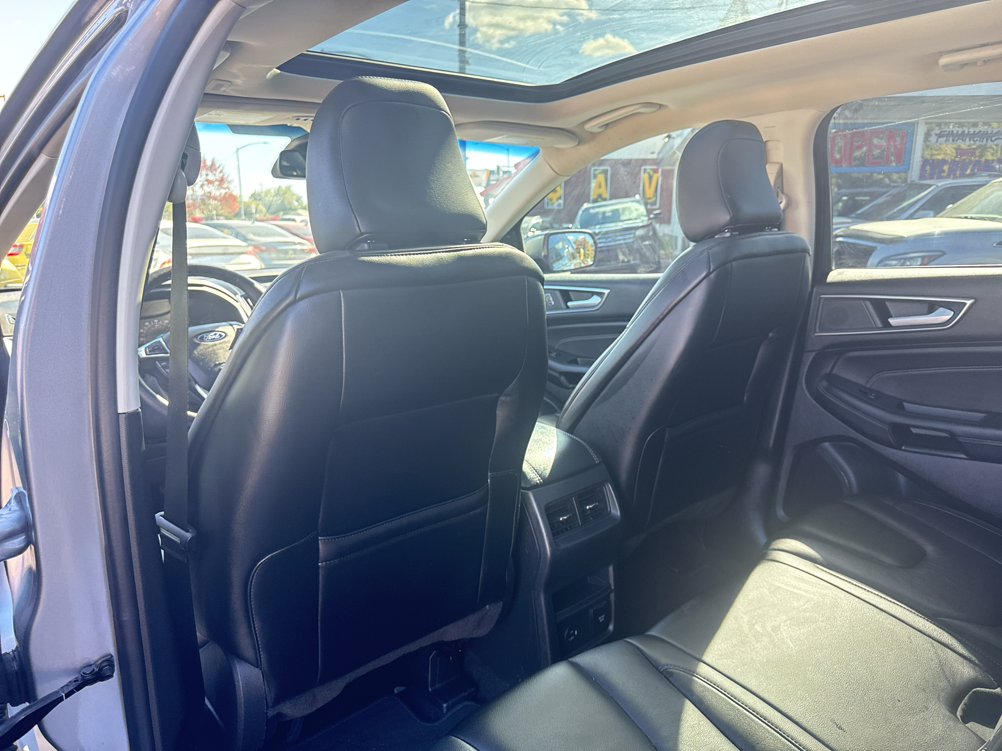 2022 Ford Edge Titanium