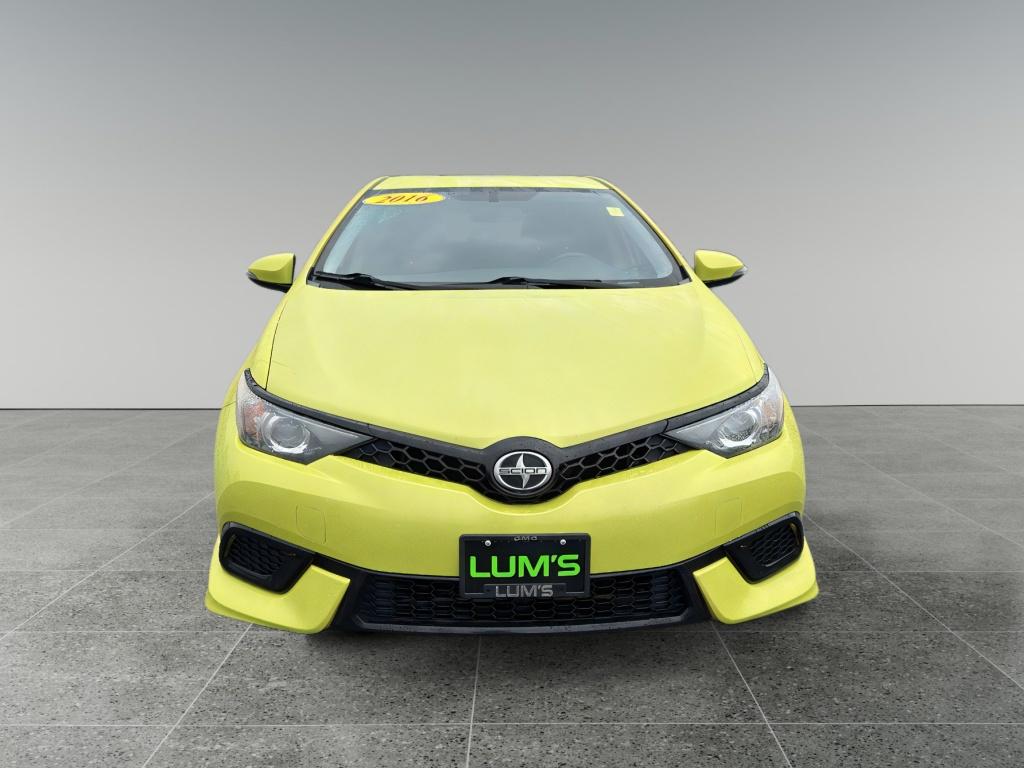 2016 Scion iM Base photo 2