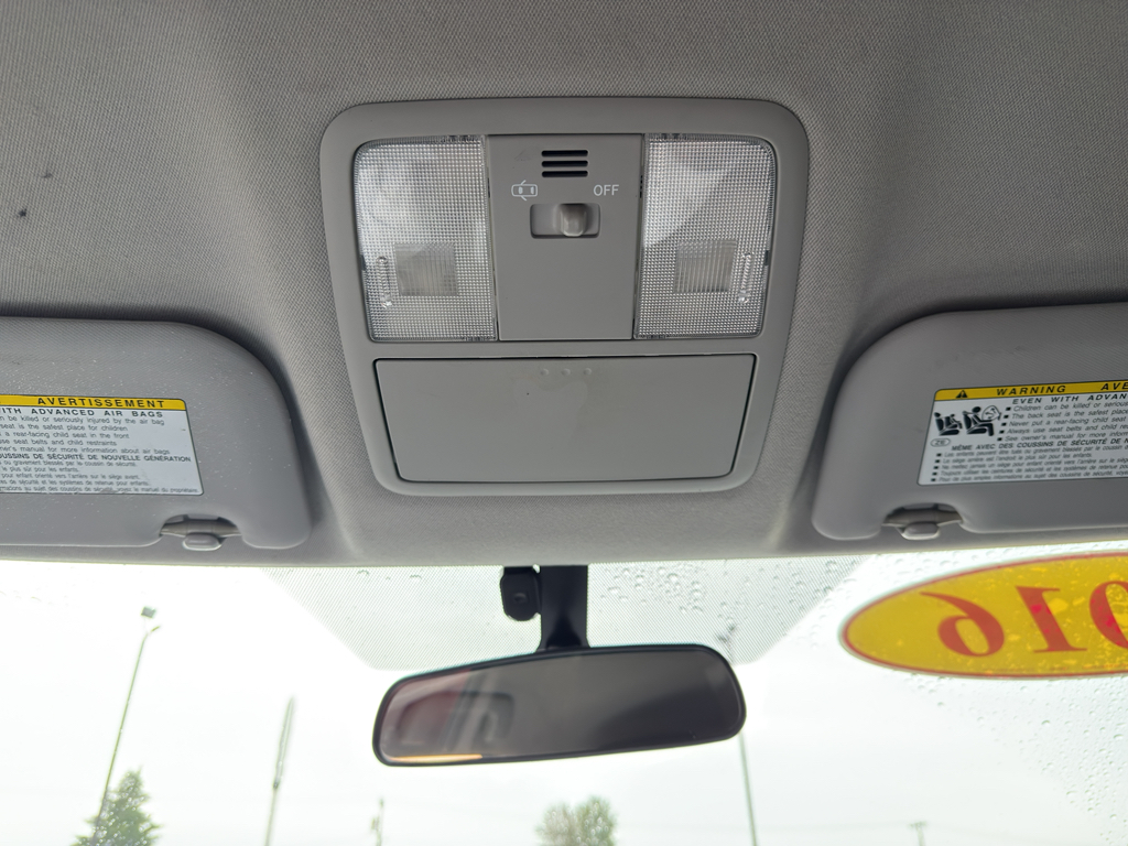 2016 Scion iM Base photo 19