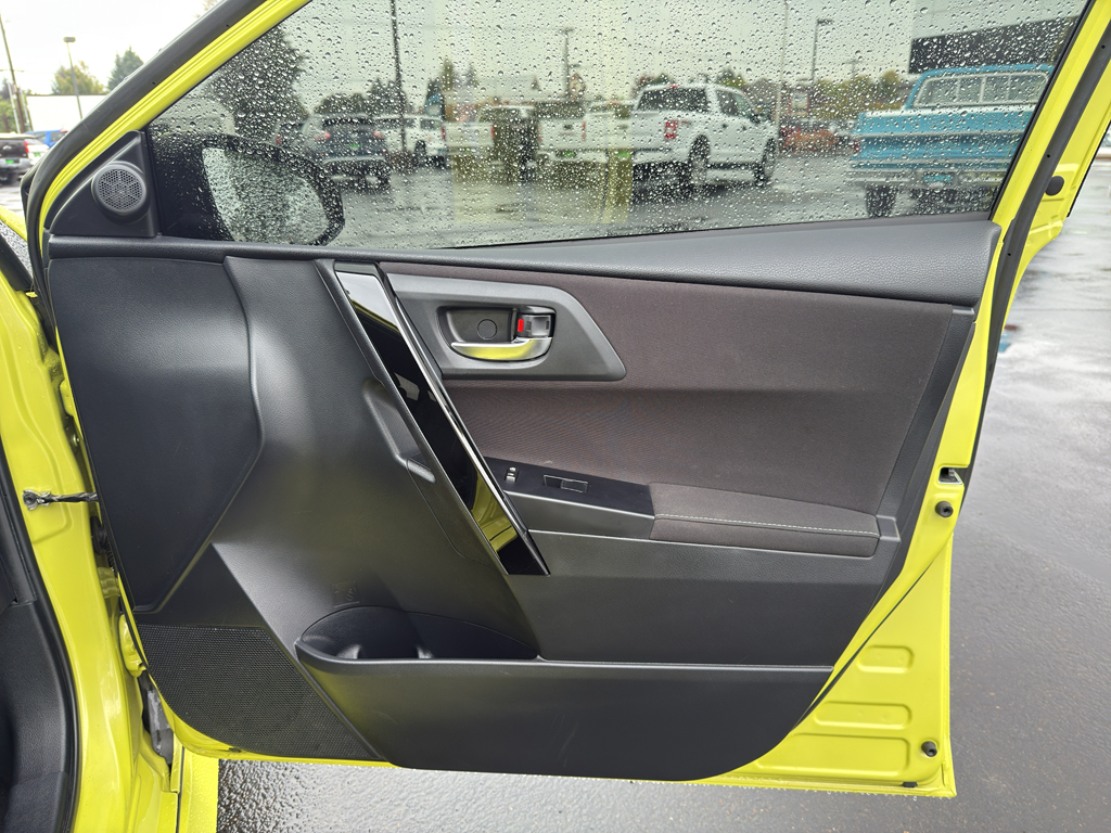 2016 Scion iM Base photo 21